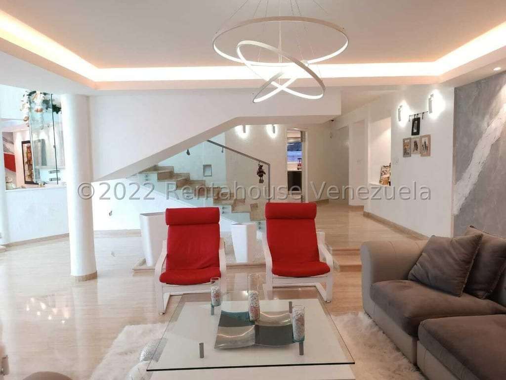 Casa en Altos de Guataparo, Valencia