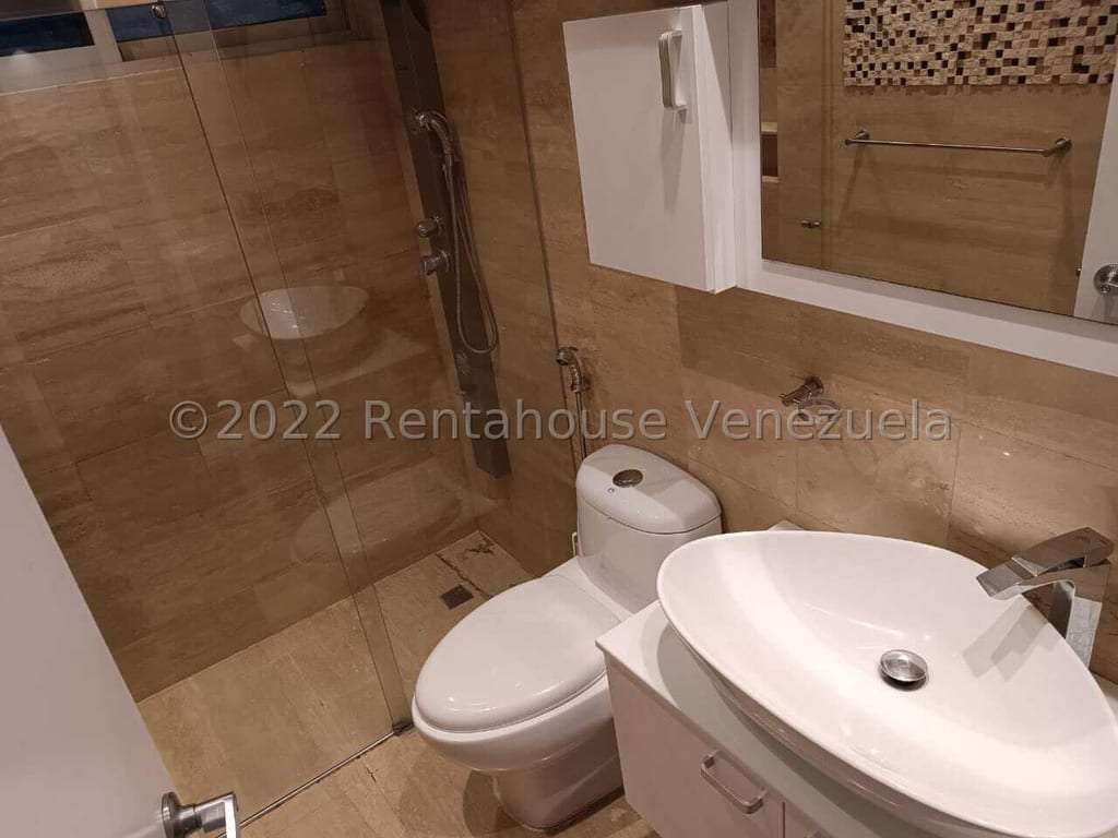 Casa en Altos de Guataparo, Valencia