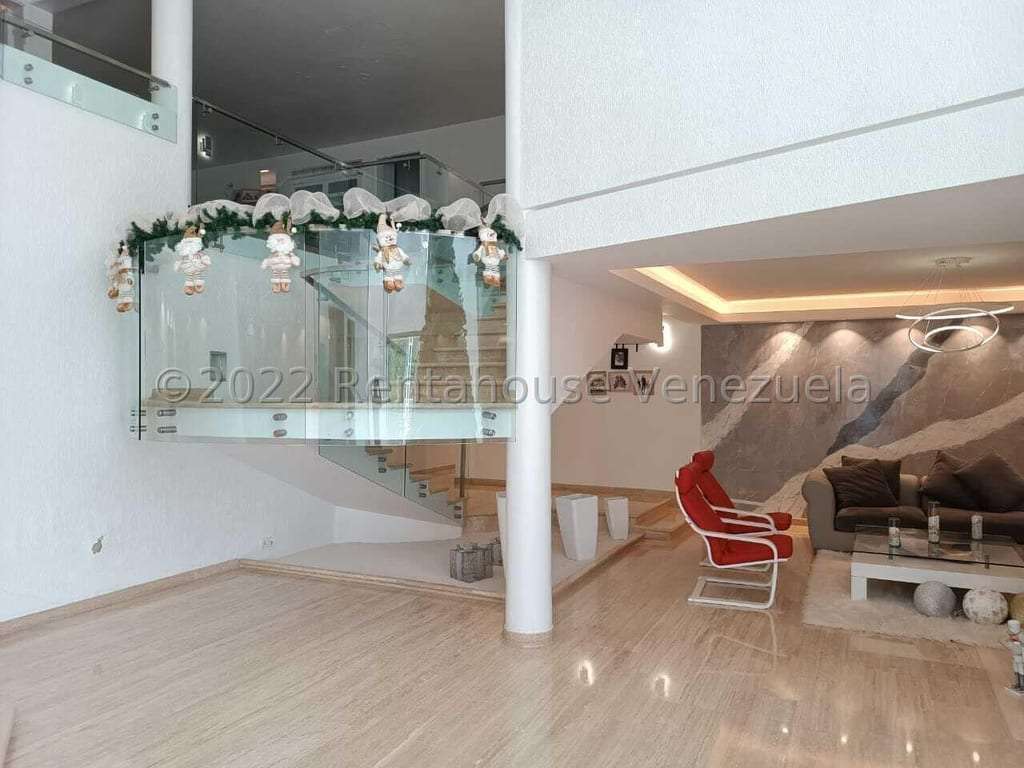 Casa en Altos de Guataparo, Valencia
