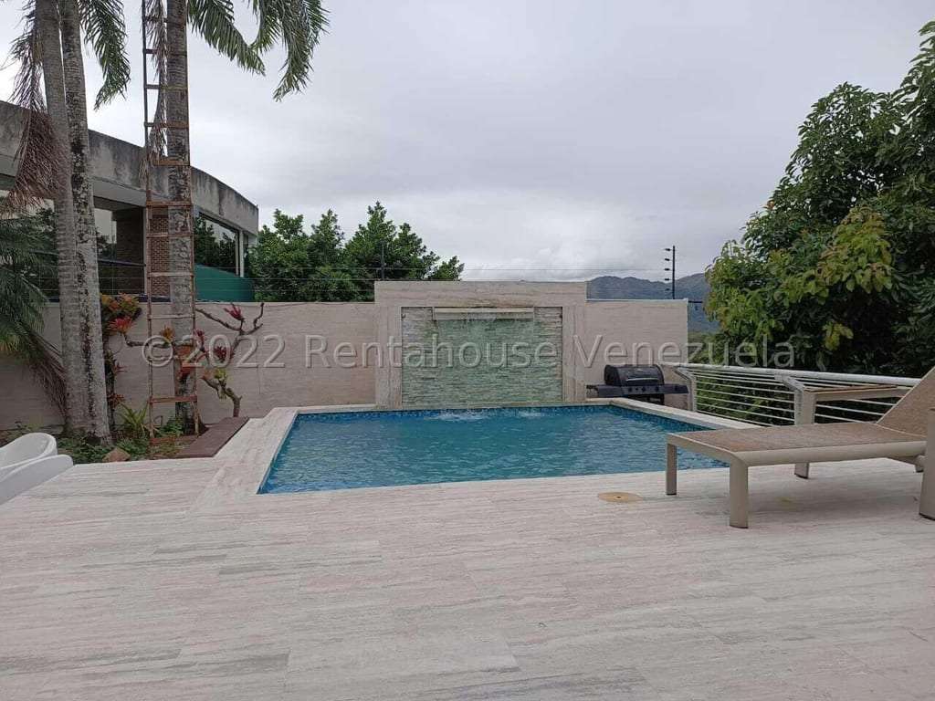 Casa en Altos de Guataparo, Valencia