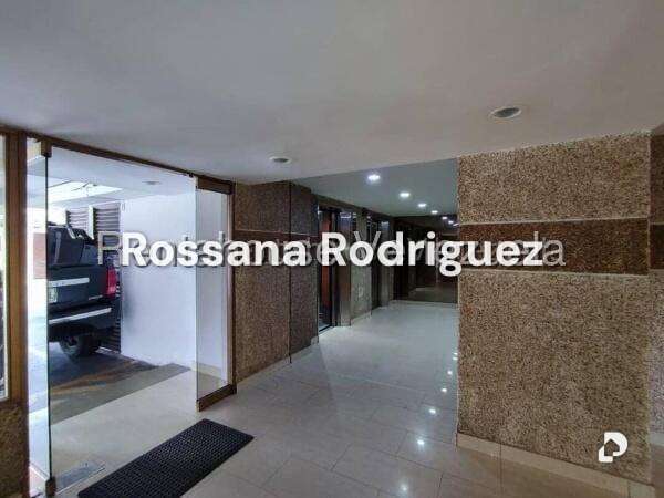 Apartamento en Guaicay, Caracas – 17