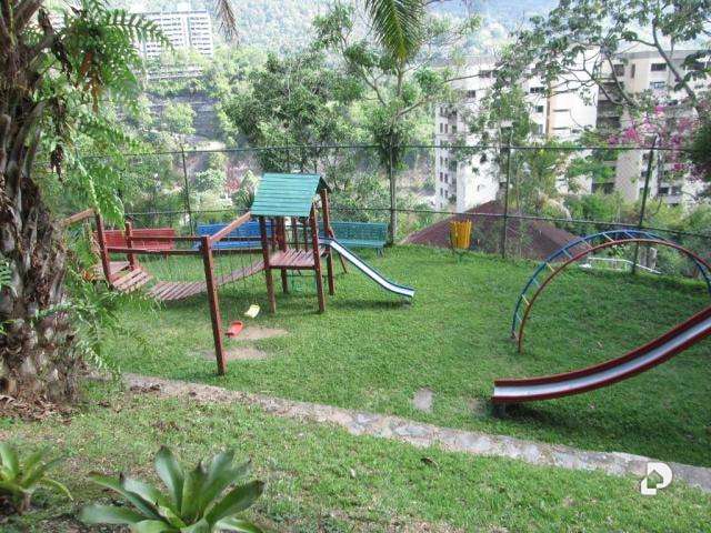 Apartamento en Las Esmeraldas, Caracas – 28