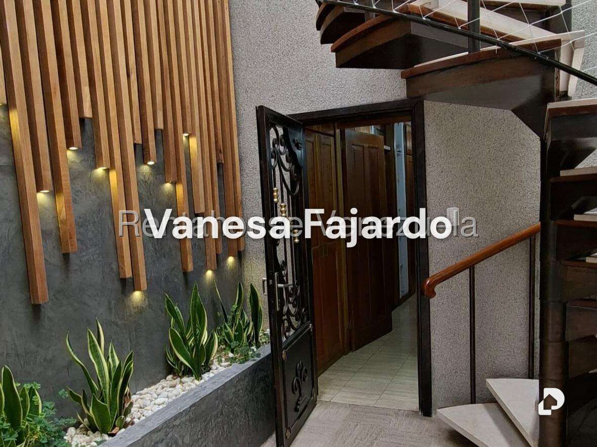 Apartamento en Cumbres de Curumo, Caracas – 11