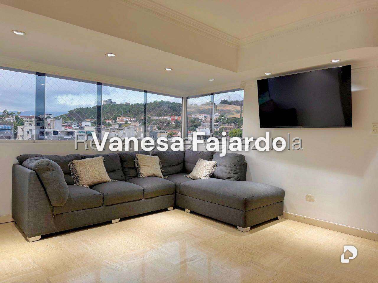 Apartamento en Cumbres de Curumo, Caracas – 3