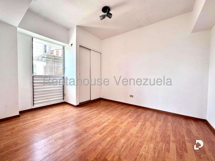 Apartamento en Santa Paula, Caracas – 12
