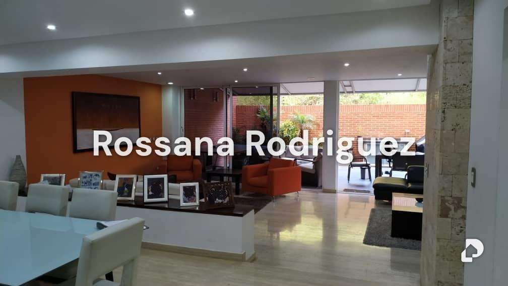 Apartamento en Solar del Hatillo, Caracas – 2
