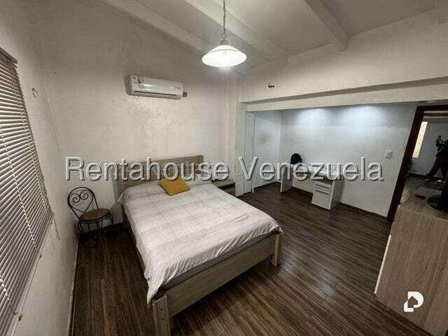 Casa en Colinas de Bello Monte, Caracas – 19