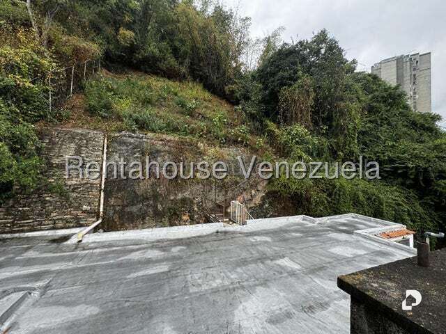 Casa en Colinas de Bello Monte, Caracas – 25