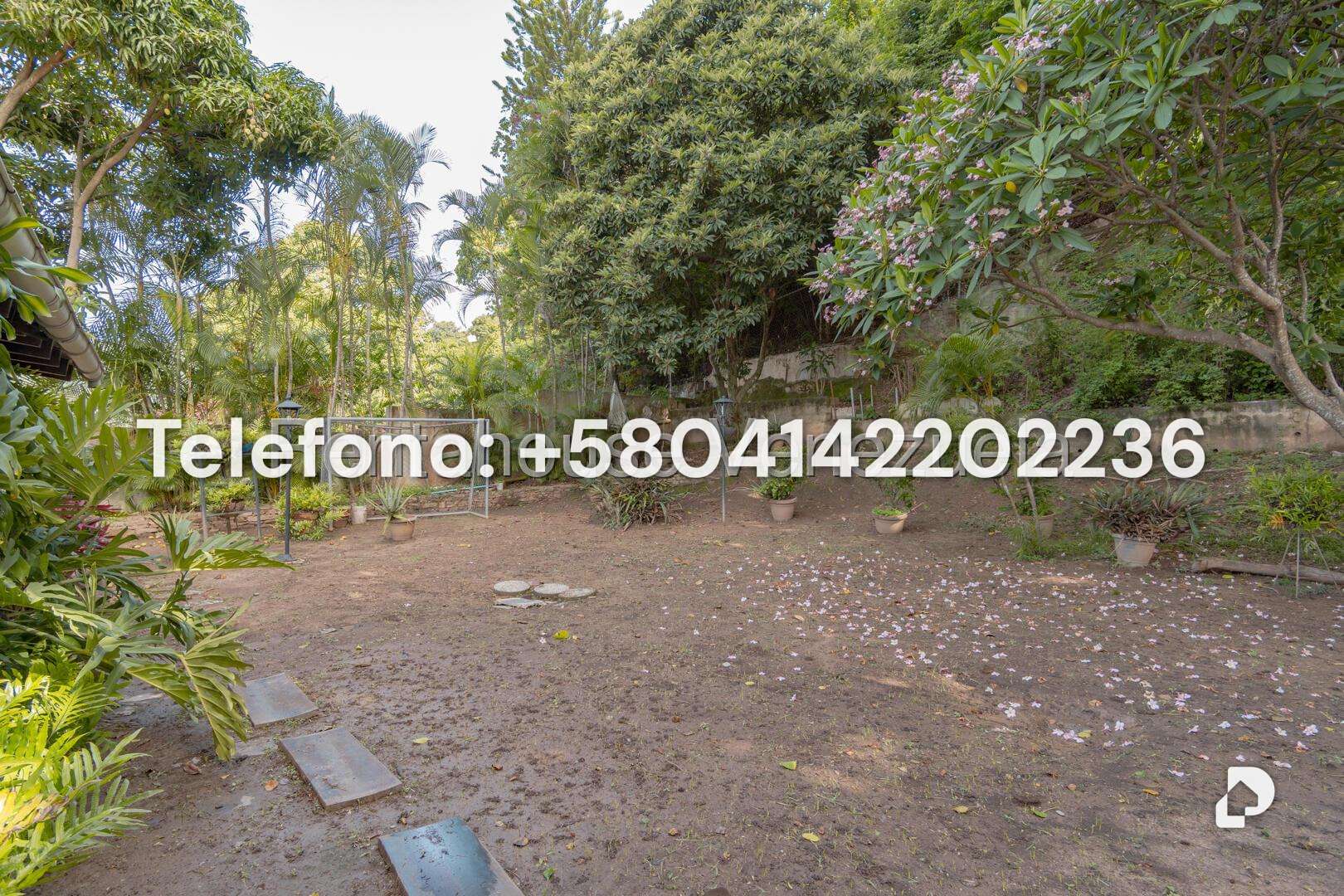 Casa en Prados del Este, Caracas – 33