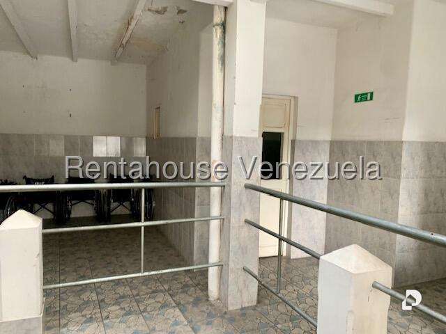 Local comercial en Parroquia Altagracia, Caracas – 8