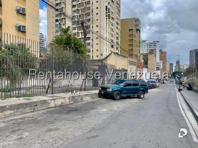Local comercial en Parroquia Altagracia, Caracas – 3