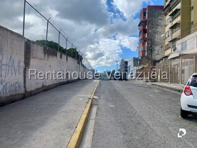 Local comercial en Parroquia Altagracia, Caracas – 2