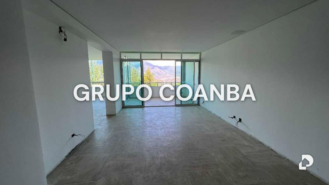 Apartamento en Lomas del Sol, Caracas – 2