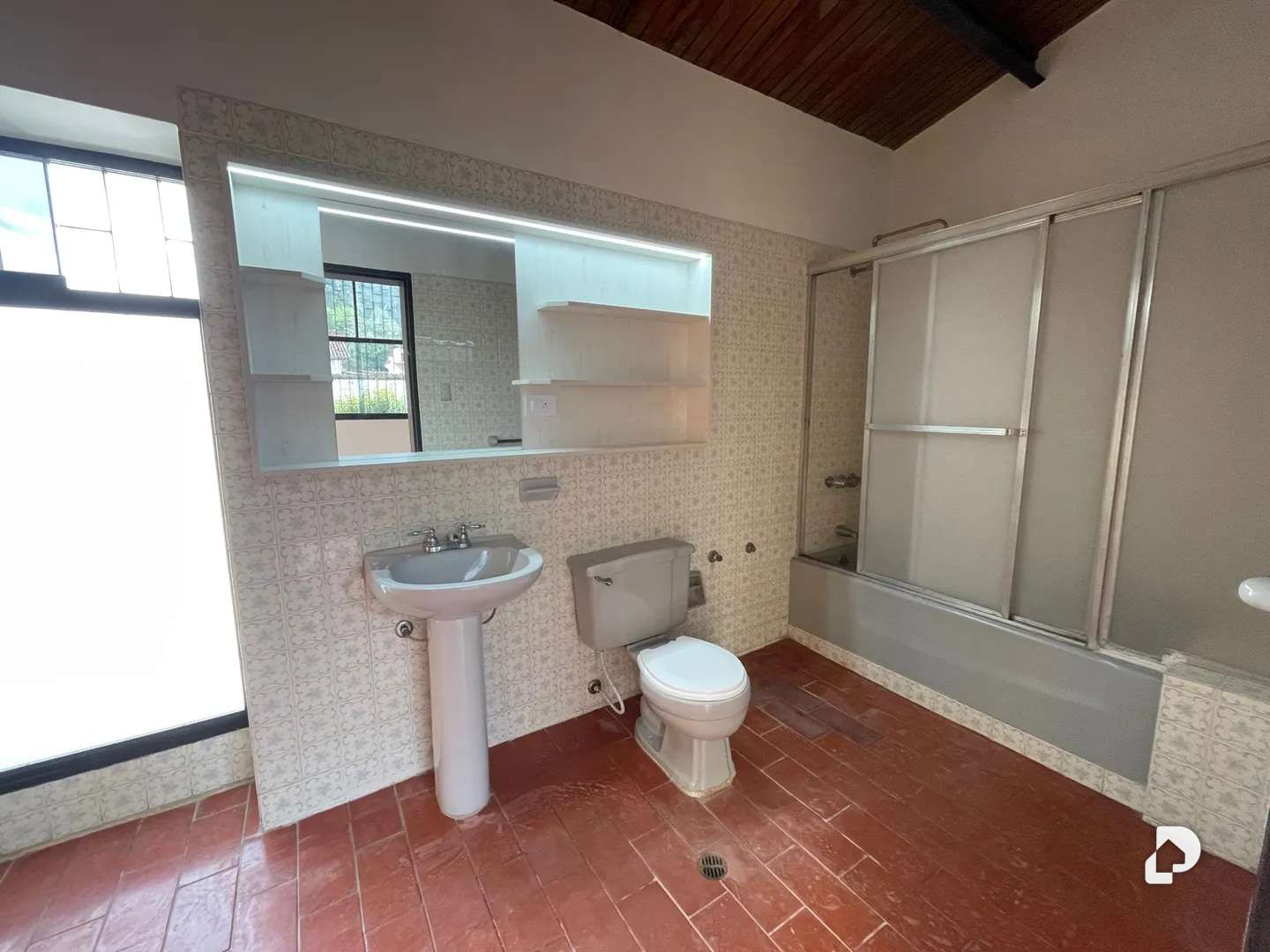 Casa en Urb Santa María Norte, Mérida – 18