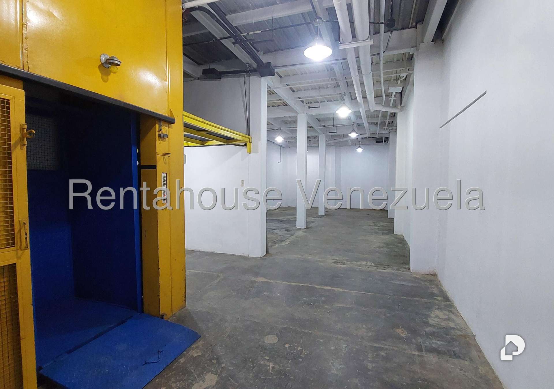 Local comercial en Prado de María, Caracas – 9