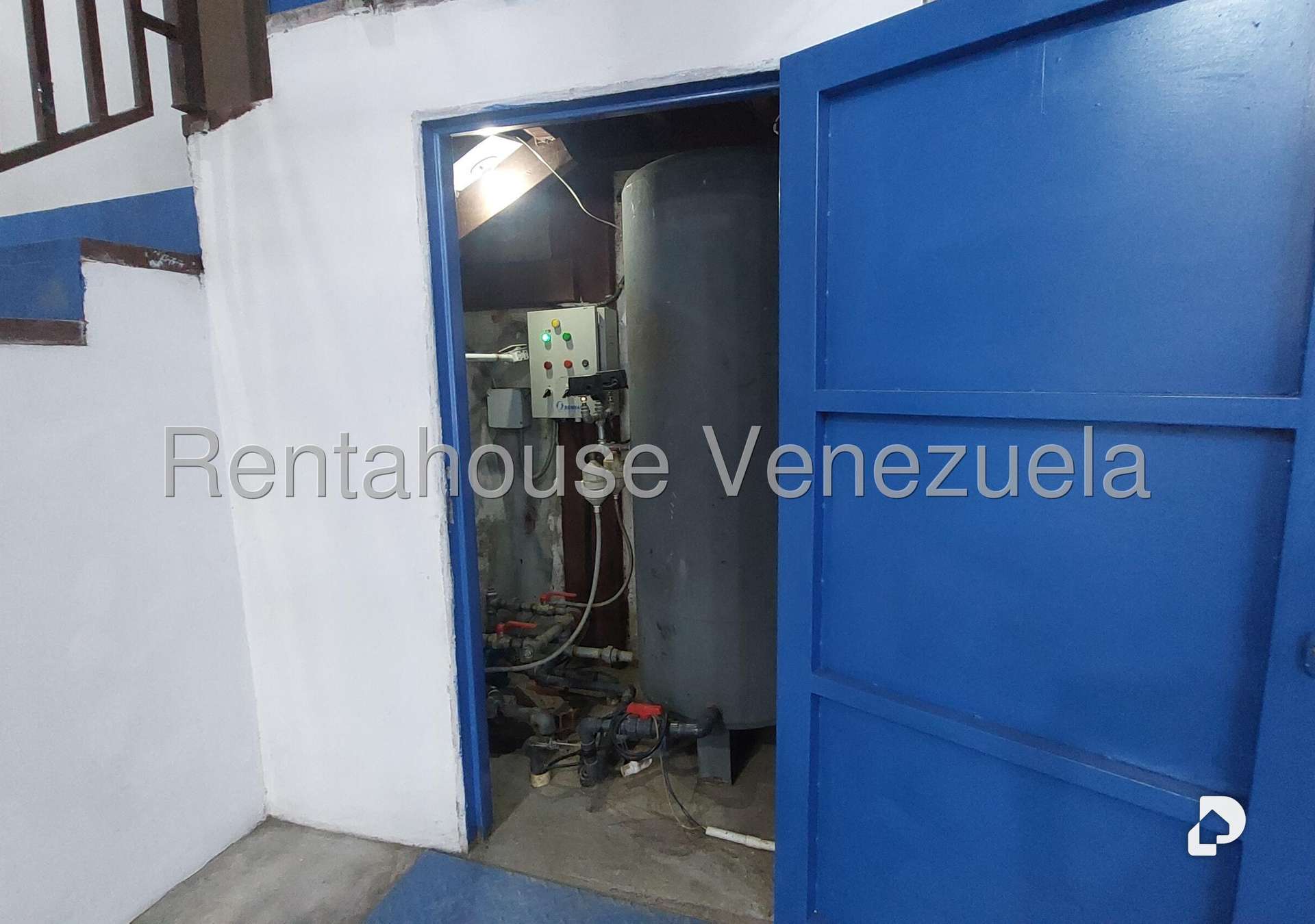Local comercial en Prado de María, Caracas – 7