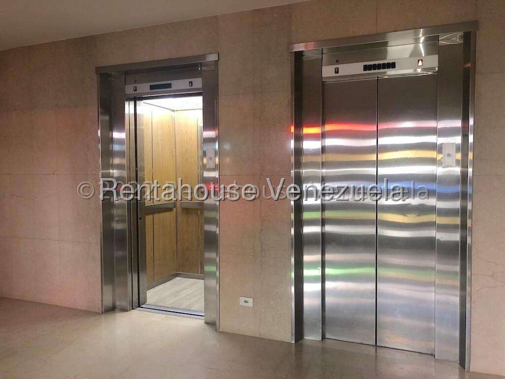 Apartamento en Santa Rosa de Lima, Caracas