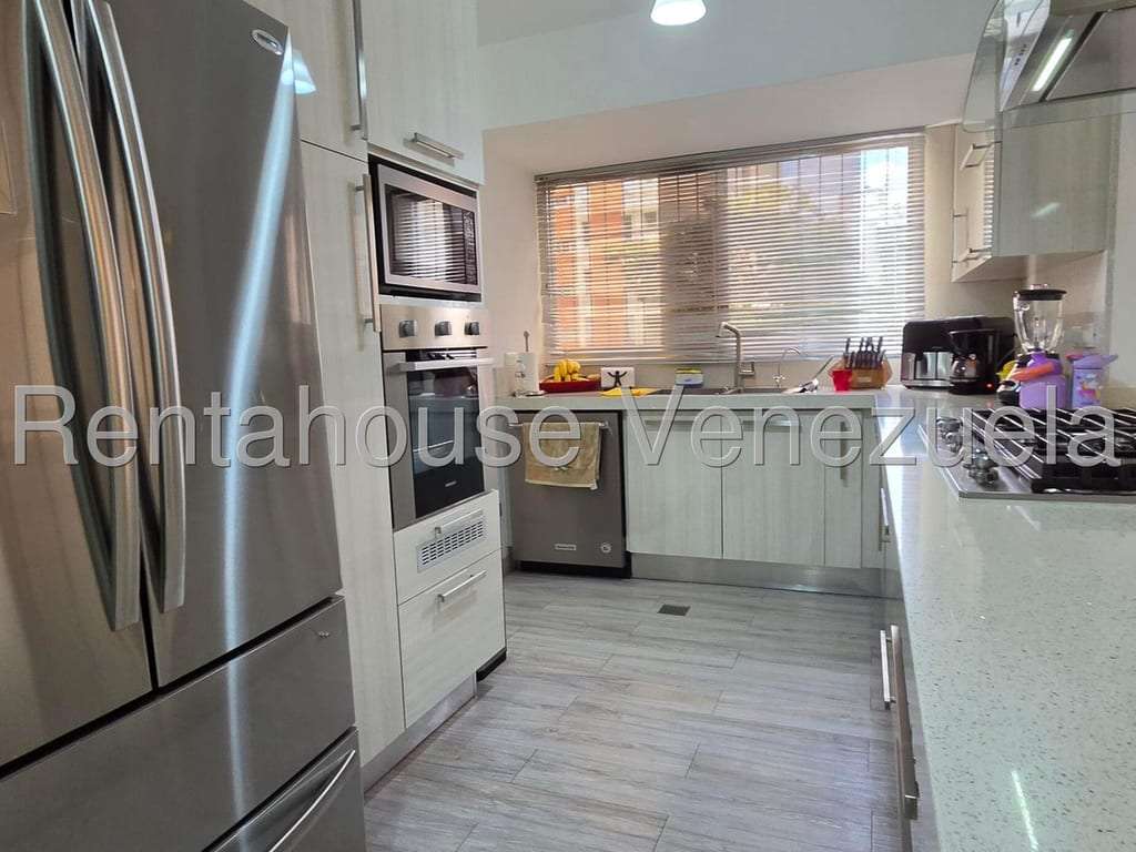 Apartamento en Santa Rosa de Lima, Caracas