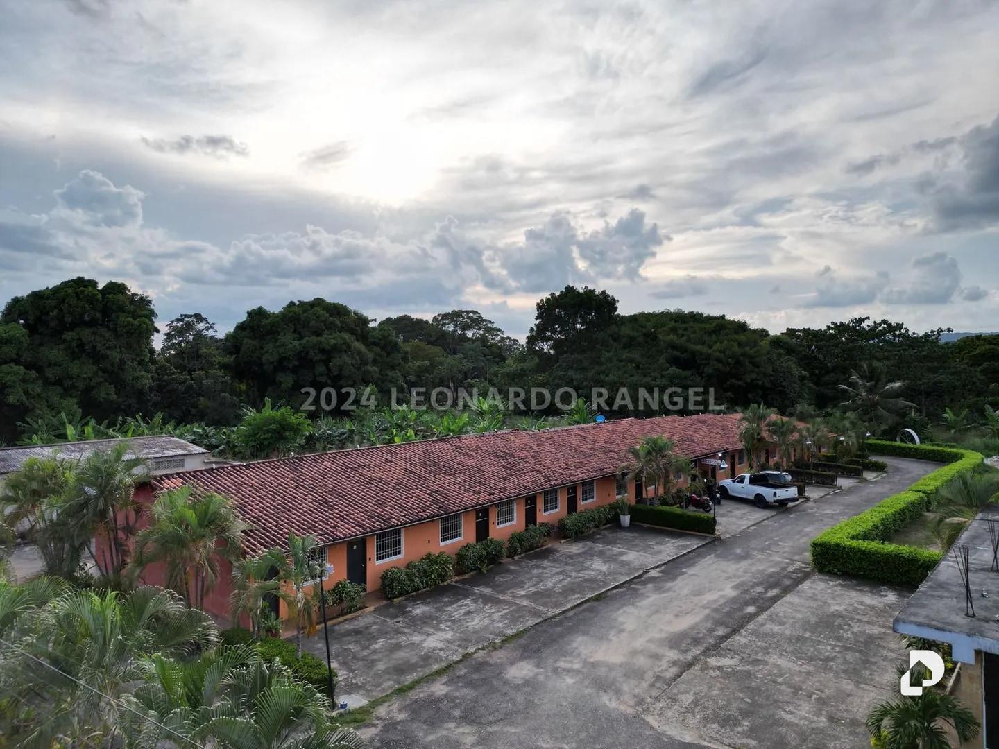 Edificio en Redoma del Chiguire sector Los Pinos, Barinas – 4