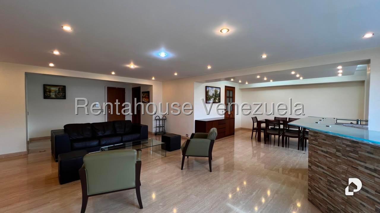 Apartamento en Los Naranjos (del Cafetal), Caracas – 2