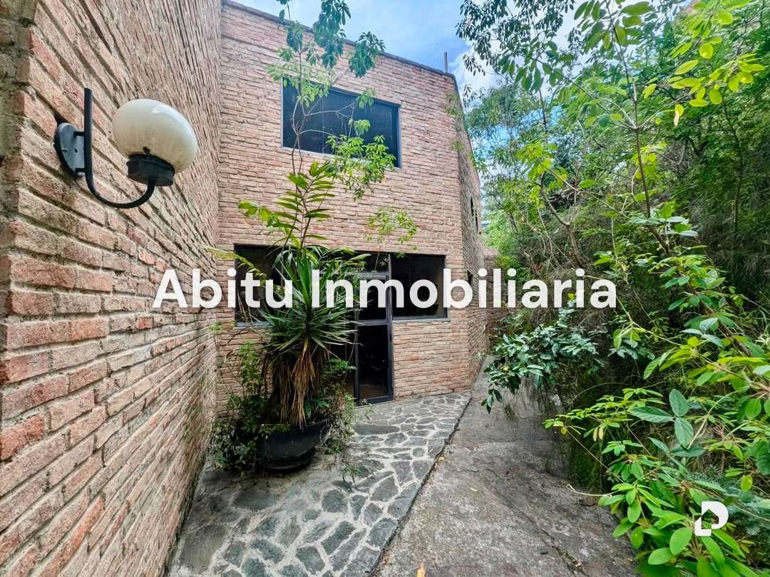 Casa en El Peñón, Caracas – 32