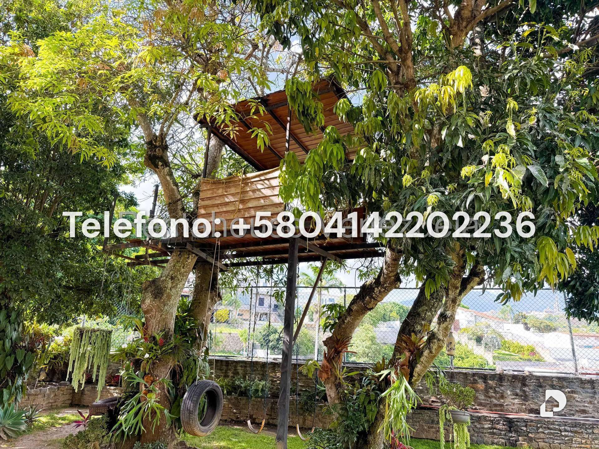 Casa en Cumbres de Curumo, Caracas – 13
