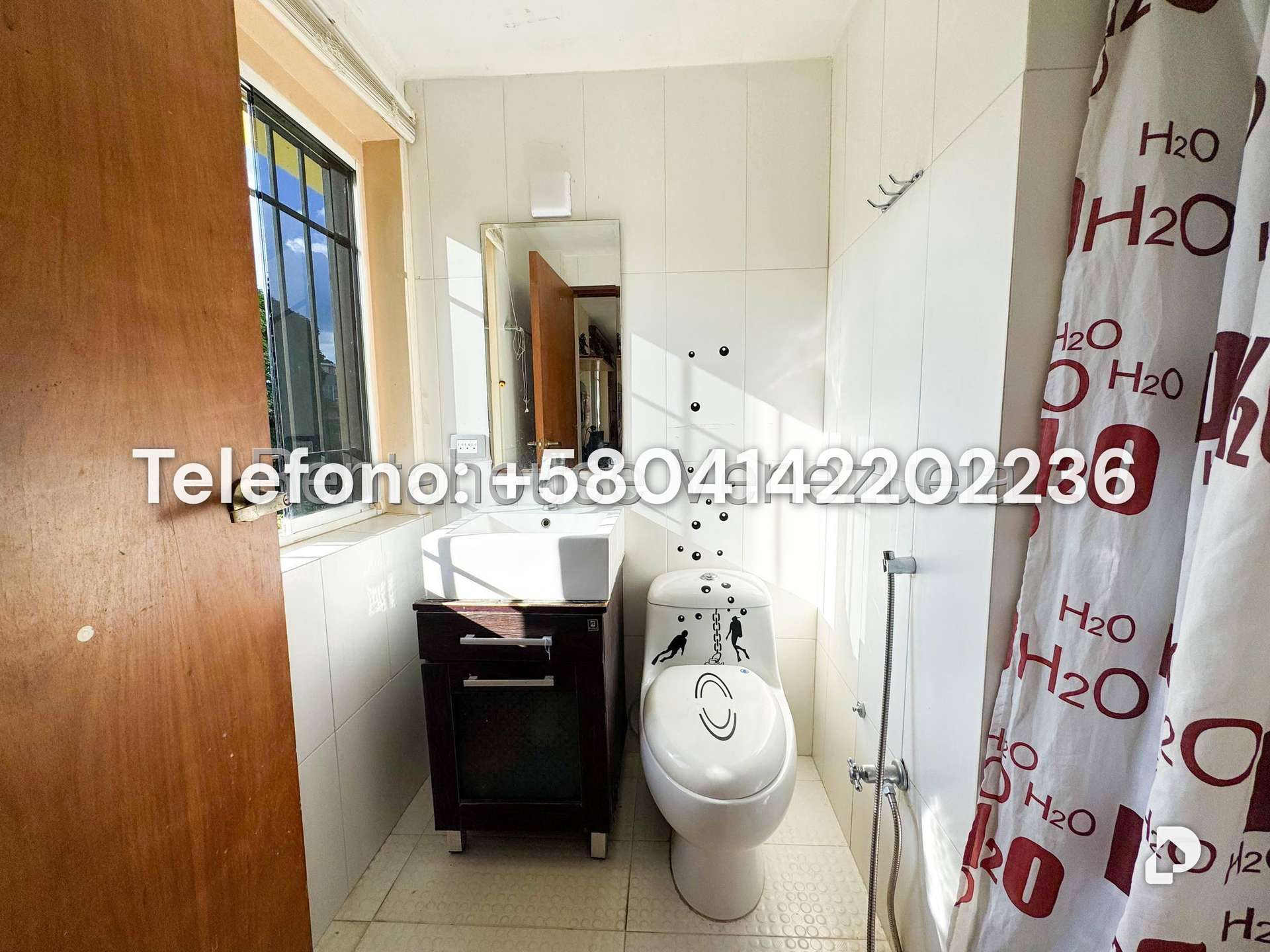 Casa en Cumbres de Curumo, Caracas – 36