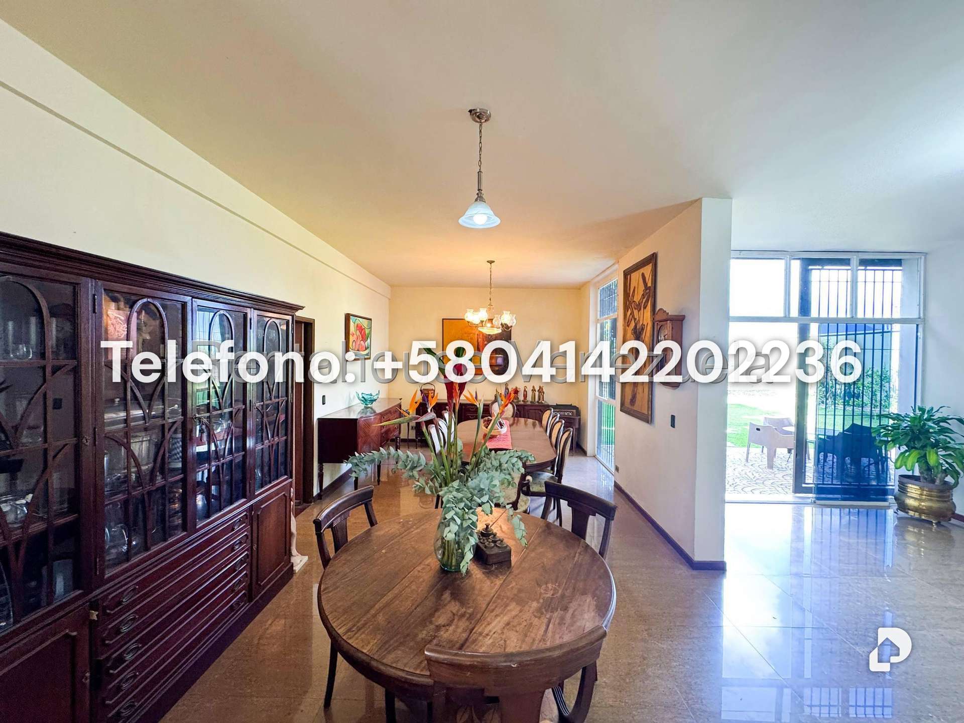 Casa en Cumbres de Curumo, Caracas – 8