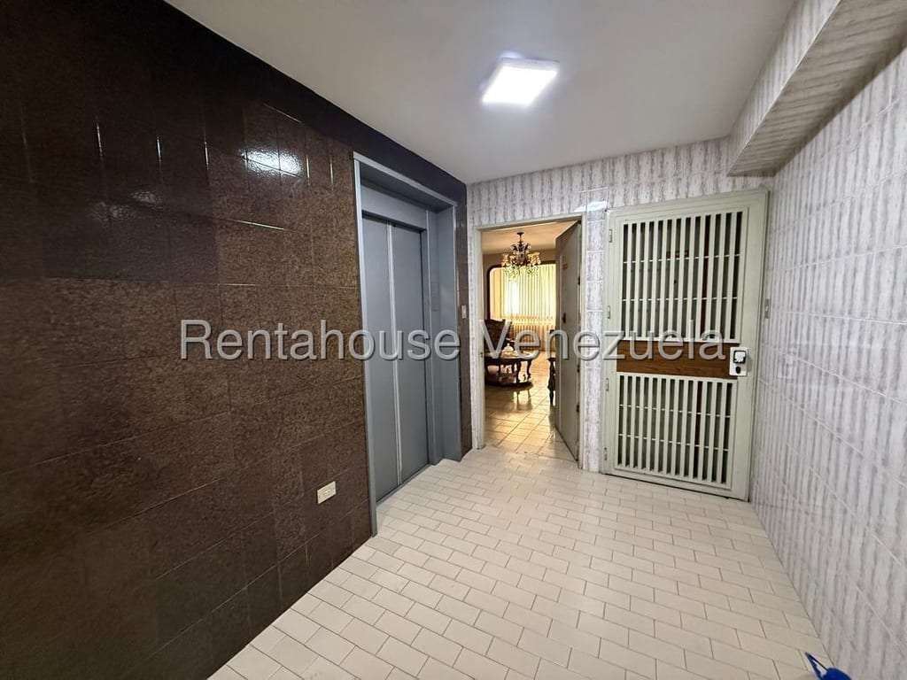 Apartamento en La Urbina, Caracas
