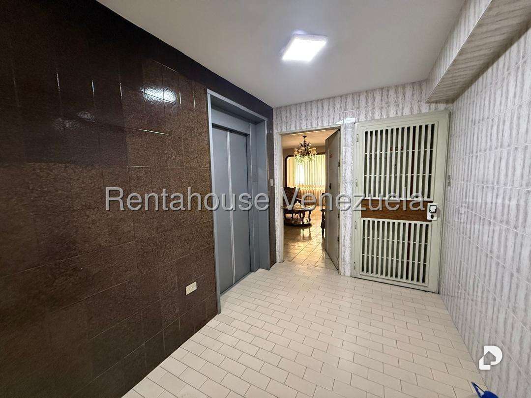 Apartamento en La Urbina, Caracas – 6