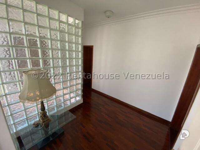 Casa en Valle Arriba, Caracas – 42