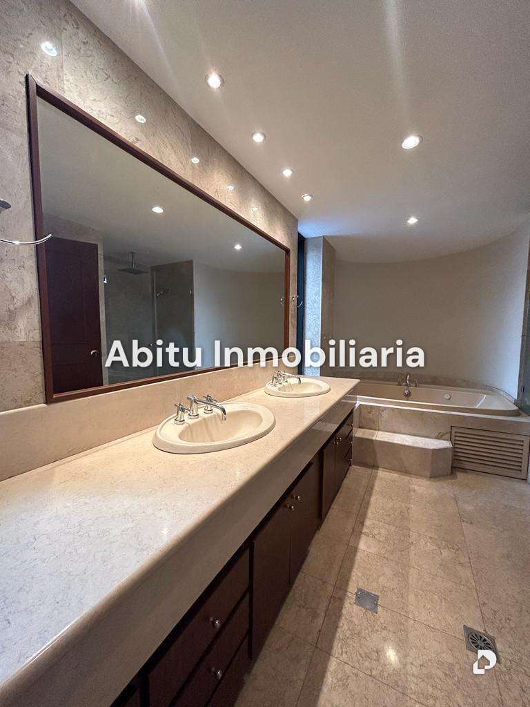 Apartamento en La Castellana, Caracas – 16
