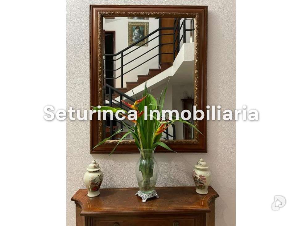 Casa en La Lagunita, Caracas – 23