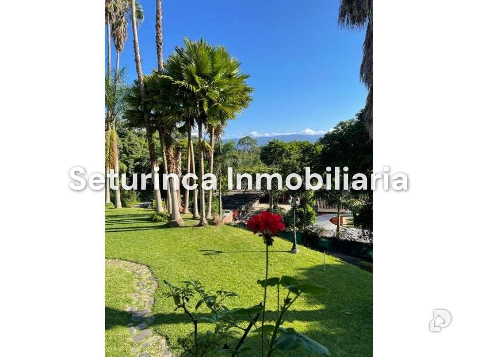 Casa en La Lagunita, Caracas – 25