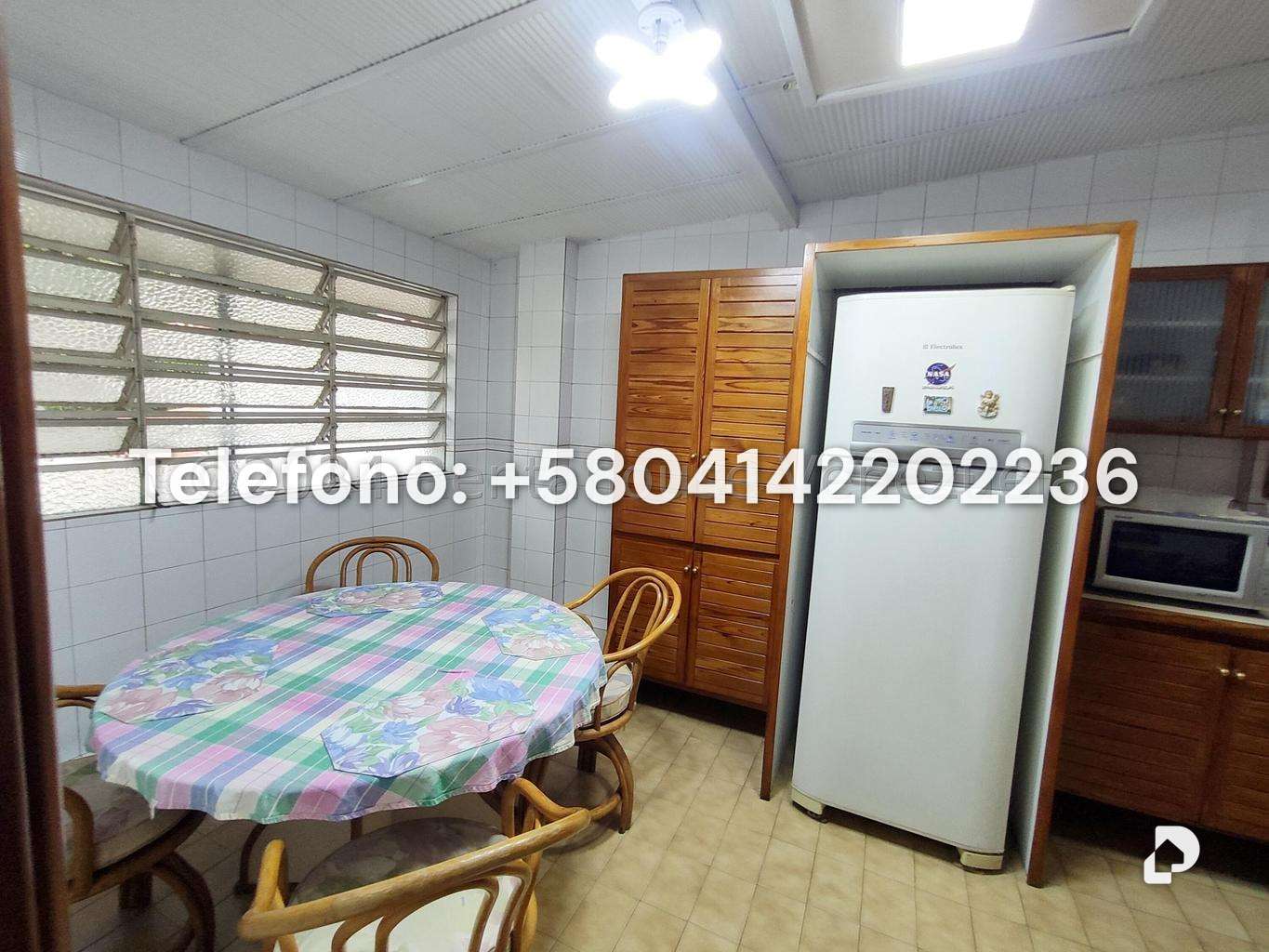 Casa en Los Palos Grandes, Caracas – 13