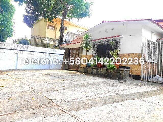 Casa en Los Palos Grandes, Caracas – 3