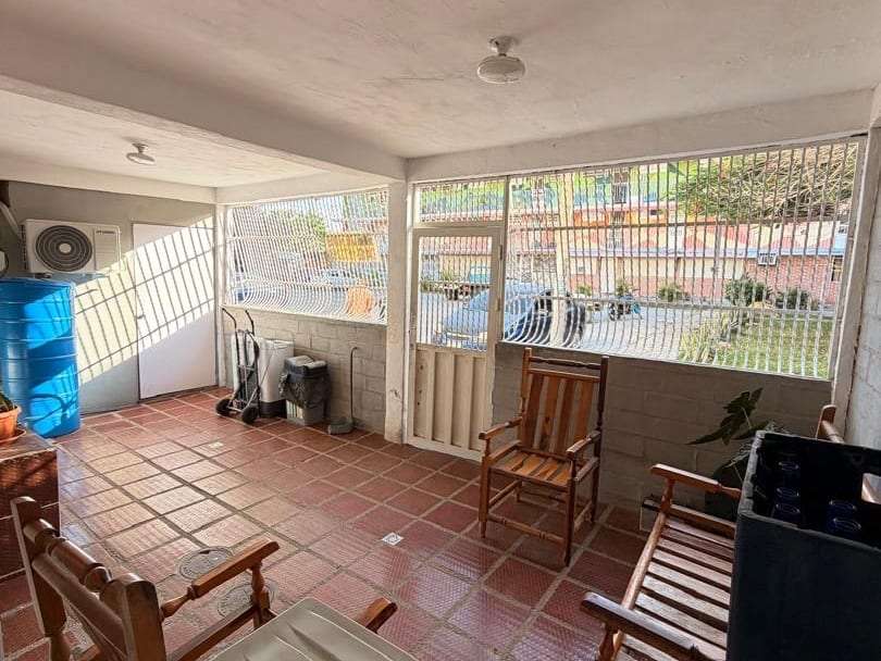 House in Valencia - 1