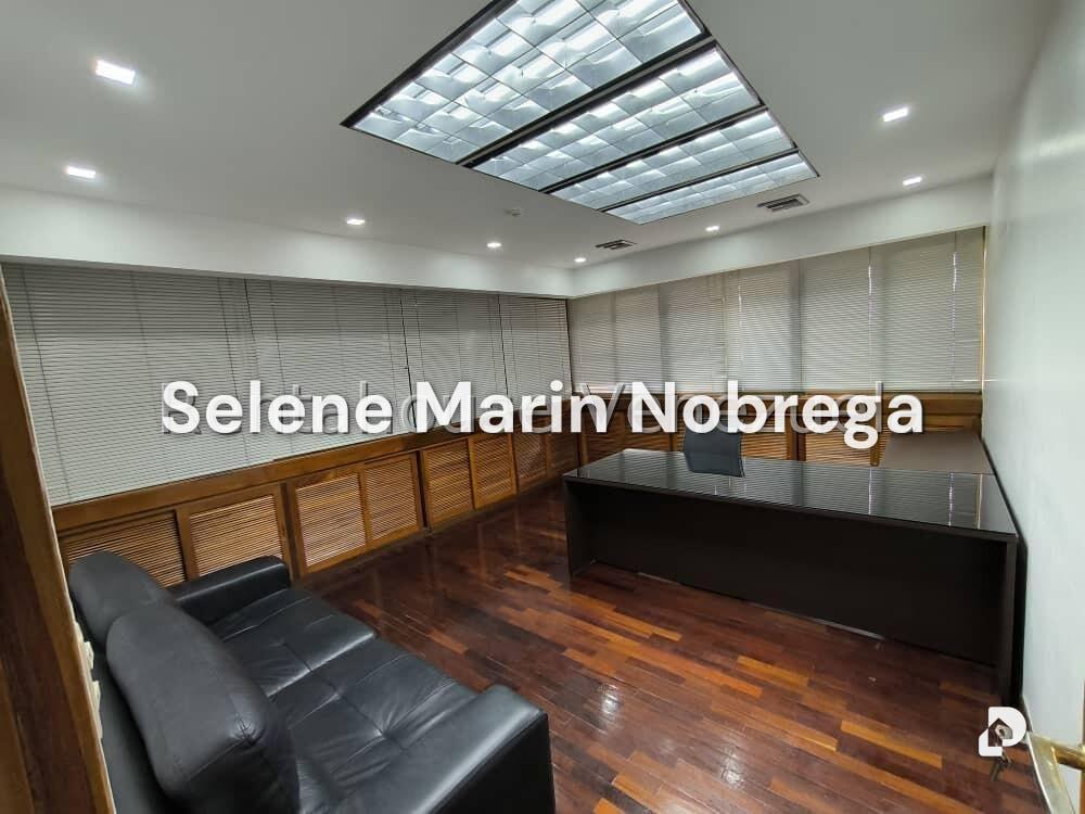 Oficina en Los Palos Grandes, Caracas – 1