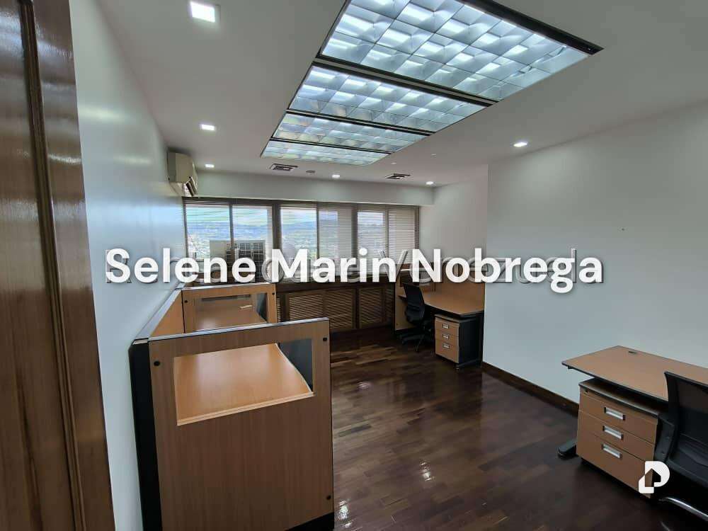 Oficina en Los Palos Grandes, Caracas – 10