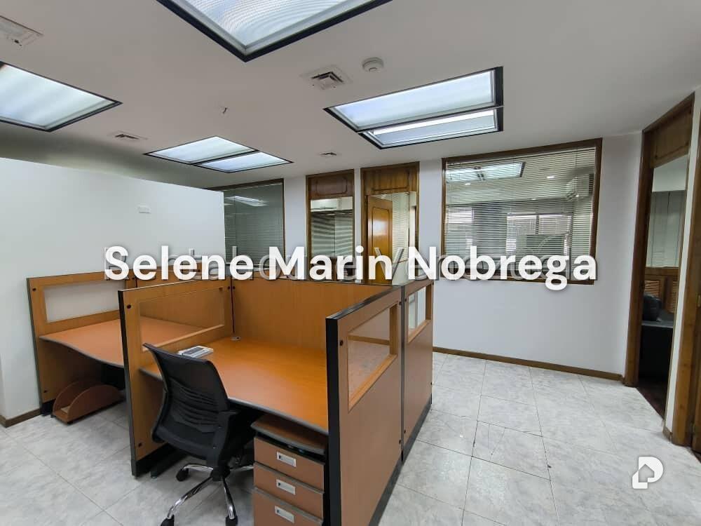 Oficina en Los Palos Grandes, Caracas – 2