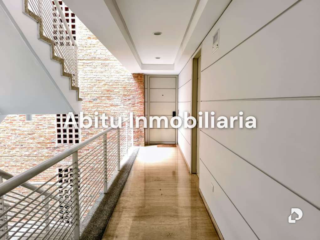 Apartment in Campo Alegre, Caracas – 8
