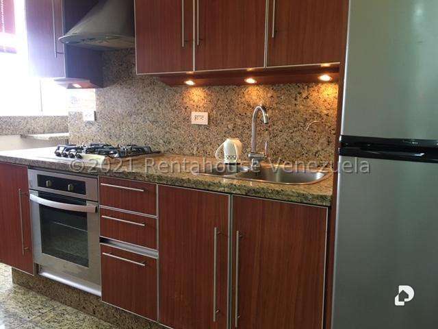 Apartamento en La Florida, Caracas – 32