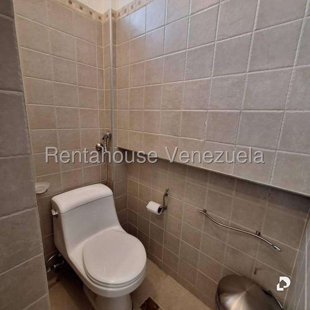 Casa en Los Pomelos, Caracas – 26