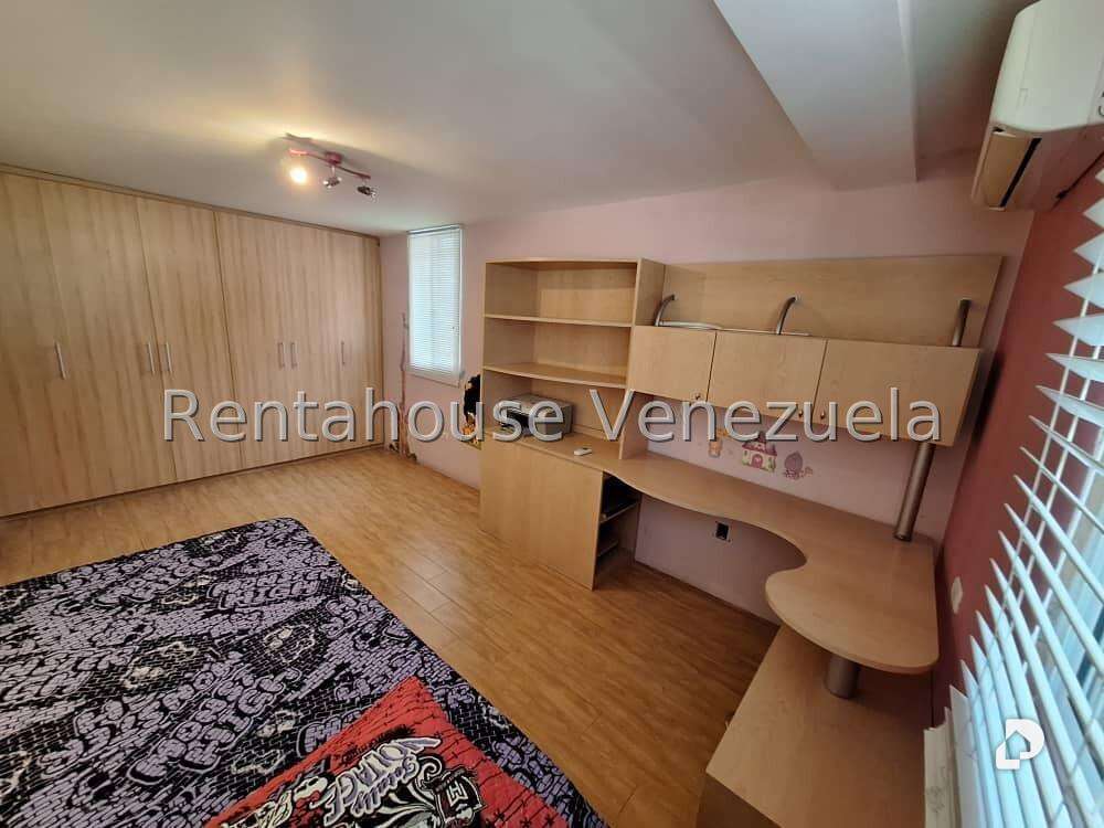 Casa en Los Pomelos, Caracas – 18