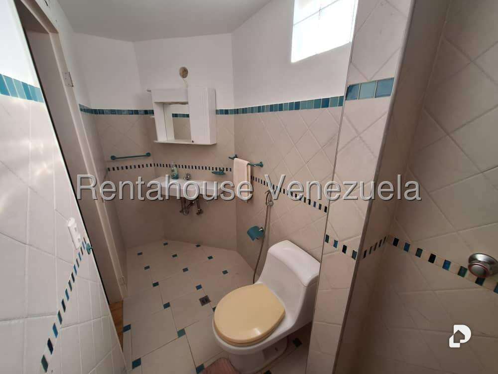Casa en Los Pomelos, Caracas – 28