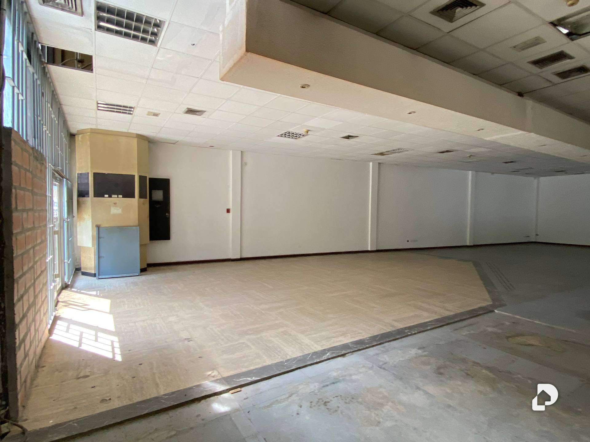 Local comercial en Los Teques – 2