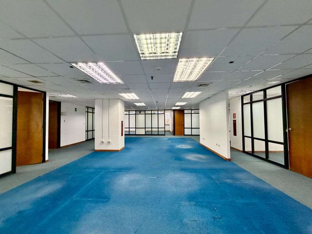 Oficina en Prados del Este, Caracas - 1