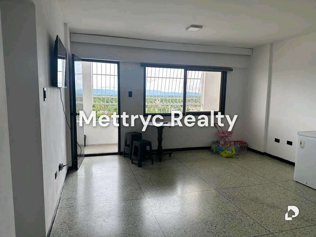 Apartment in Casco Santa Rosa, Valencia – 6