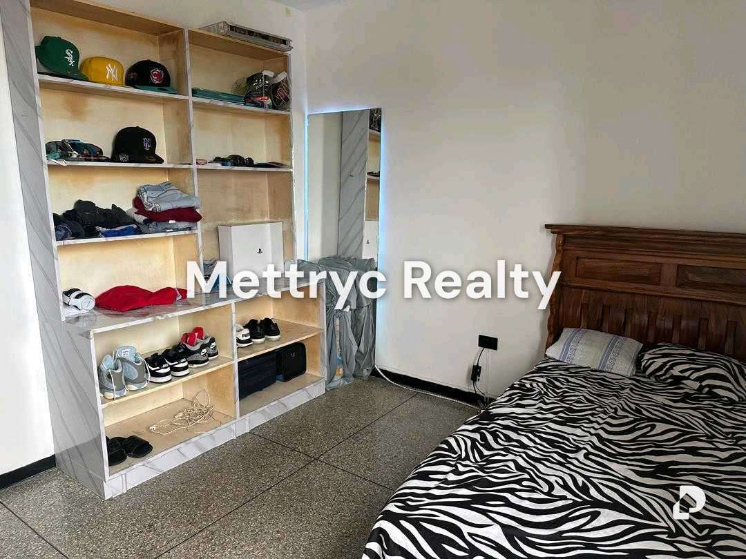 Apartment in Casco Santa Rosa, Valencia – 11
