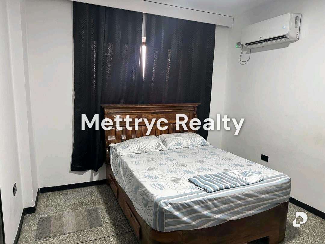 Apartment in Casco Santa Rosa, Valencia – 12